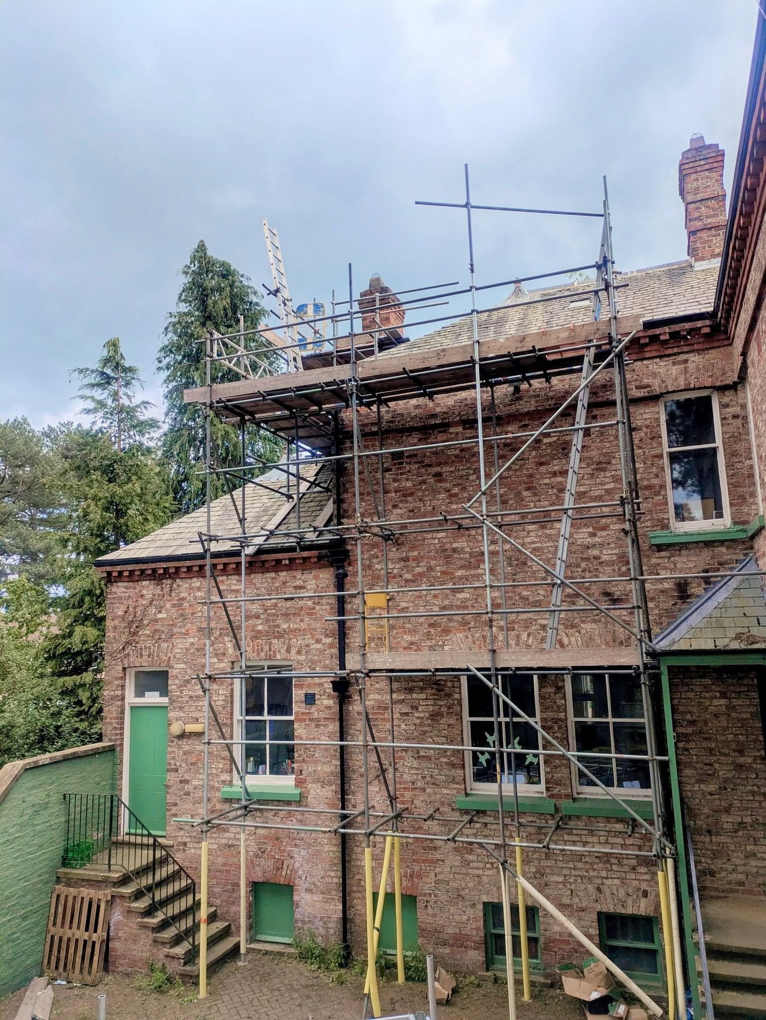 Safe Access Scaffolding Solutions